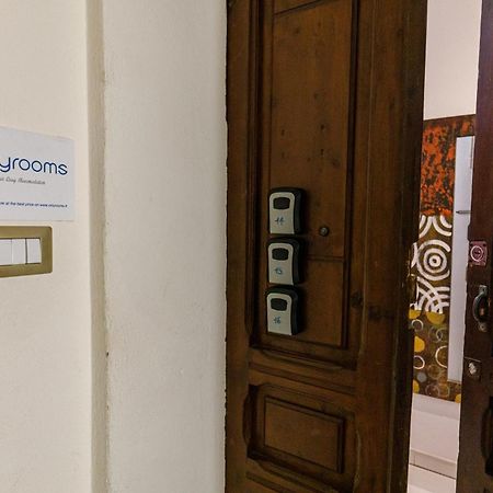 Onlyrooms II - Old Town & Typical Food كالياري المظهر الخارجي الصورة